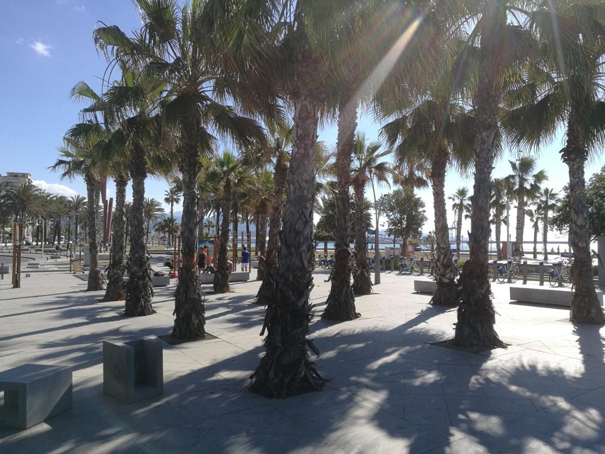 Piso Nuevo Al Lado De La Playa Apartment Malaga Ngoại thất bức ảnh